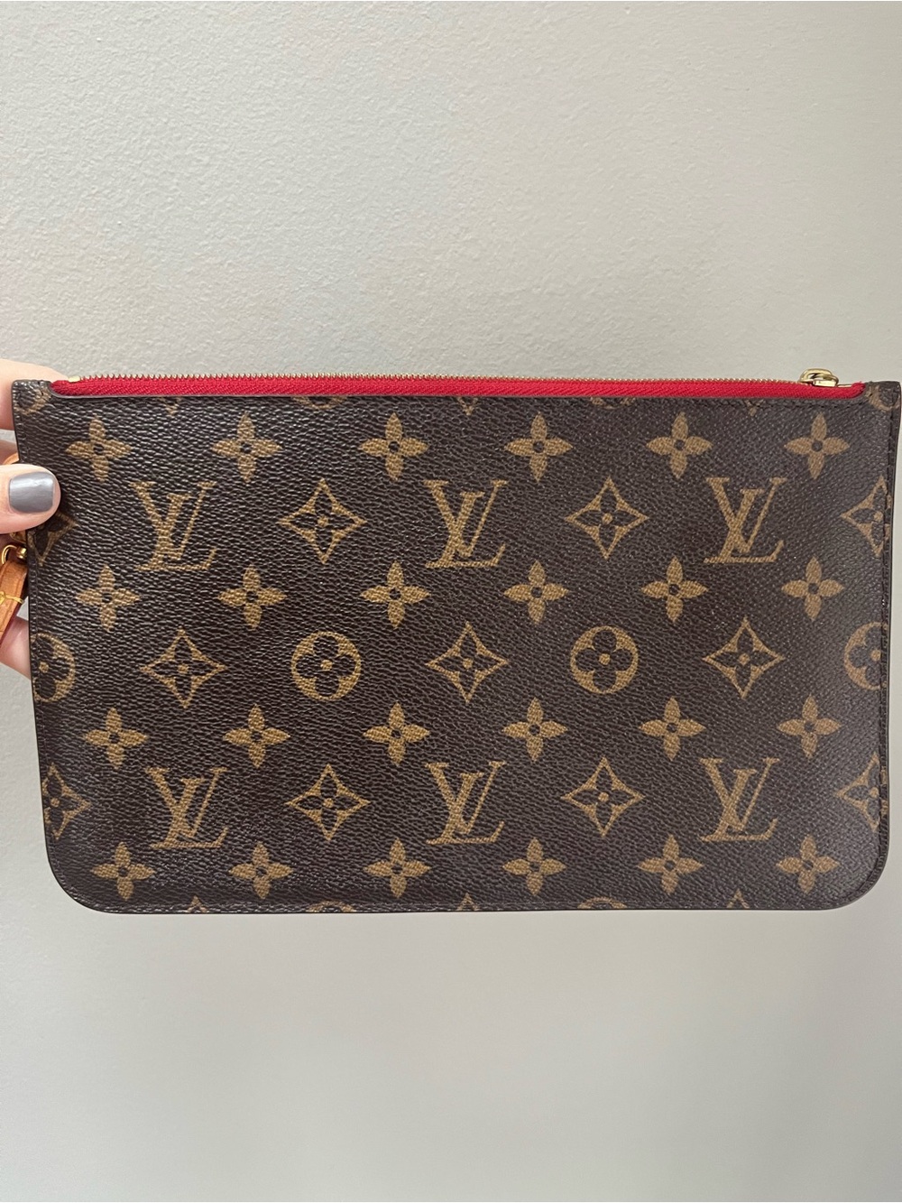 Louis Vuitton Neverfull Pochette Monogram Wristlet Pouch Cerise Interior Red - Picture 13 of 13